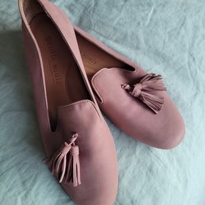 NWOT Gentle Souls Suede Tassel Loafer